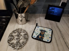 Load image into Gallery viewer, Beauceron Coastal Sea Glass Pair of Pot Holders