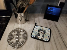 Load image into Gallery viewer, Berndoodle Coastal Sea Glass Pair of Pot Holders