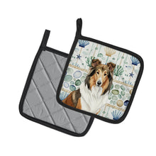 Load image into Gallery viewer, Sable Collie Coastal Sea Glass Pair of Pot Holders