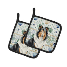 Load image into Gallery viewer, Tricolor Collie Coastal Sea Glass Pair of Pot Holders