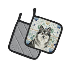 Load image into Gallery viewer, Keeshond Coastal Sea Glass Pair of Pot Holders