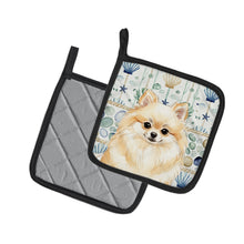 Load image into Gallery viewer, Cream Pomeranian Coastal Sea Glass Pair of Pot Holders