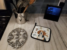 Load image into Gallery viewer, Beagle Coffee Bar Pair of Pot Holders
