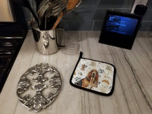 Load image into Gallery viewer, Liver and Tan Bloodhound Coffee Bar Pair of Pot Holders