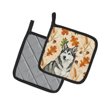 Load image into Gallery viewer, Gray and White Alaskan Malamute Heirloom Fall Pair of Pot Holders