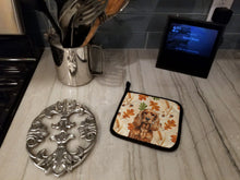 Load image into Gallery viewer, Red English Cocker Spaniel Heirloom Fall Pair of Pot Holders