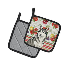 Load image into Gallery viewer, Gray and White Alaskan Malamute Vegetables Pair of Pot Holders