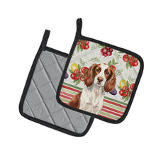 Load image into Gallery viewer, Liver and White English Springer Spaniel Vegetables Pair of Pot Holders