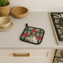 Load image into Gallery viewer, German Shorthaired Pointer Christmas PoinsettIas Pair of Pot Holders