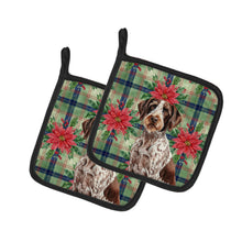 Load image into Gallery viewer, Roan German Wirehaired Pointer Christmas PoinsettIas Pair of Pot Holders