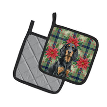 Load image into Gallery viewer, Gordon Setter Christmas PoinsettIas Pair of Pot Holders