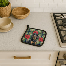 Load image into Gallery viewer, Gordon Setter Christmas PoinsettIas Pair of Pot Holders