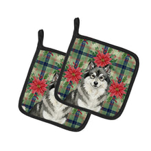 Load image into Gallery viewer, Keeshond Christmas PoinsettIas Pair of Pot Holders