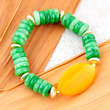Load image into Gallery viewer, Apricot Green Agate Chunky Golden Bracelet