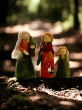 Load image into Gallery viewer, **Pre-order (Ships in 2-3 Weeks)**Handmade in Nepal 100% Wool Felt Foods Play Set for Pretend Cooking and Farmer's Market Play