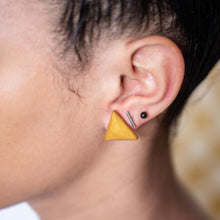 Load image into Gallery viewer, Black Faceted Triangle Stud Earrings
