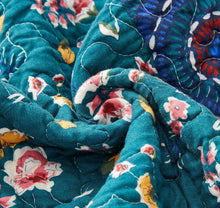 Load image into Gallery viewer, DaDa Bedding Bohemian Patchwork Bed of Wild Flowers Floral Gardenia Green Bedspread Set (JHW-886)