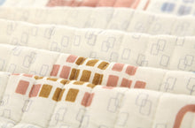 Load image into Gallery viewer, Tache Geometric Cubic Squares Ivory Scalloped Retro Cotton Quilt Bedspread Set (DSW009)