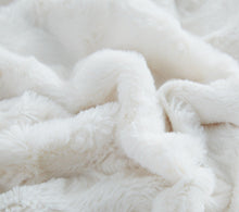 Load image into Gallery viewer, DaDa Bedding Luxury White Roses Fluffy Soft Sherpa Backside Faux Fur Throw Blanket (K11)