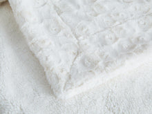 Load image into Gallery viewer, DaDa Bedding Luxury White Roses Fluffy Soft Sherpa Backside Faux Fur Throw Blanket (K11)