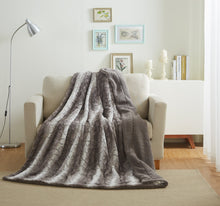 Load image into Gallery viewer, Tache Silver Snow Giraffe Faux Fur Throw Blanket (DY16)