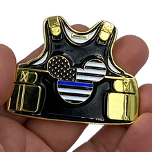 Load image into Gallery viewer, BL15-002 Thin Blue Line Mouse Park Security Challenge Coin