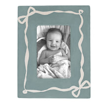 Load image into Gallery viewer, Bow Photo Frame