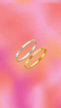 Load image into Gallery viewer, Stardust Titanium Bangle