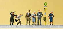Load image into Gallery viewer, Preiser 10414 HO Scale Pedestrians -- Waiting for Bus pkg(6)