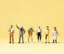 Load image into Gallery viewer, Preiser 79167 N Scale Pedestrians -- Fieldtrip