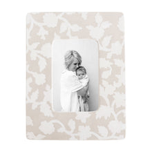Load image into Gallery viewer, Chinoiserie Dreams Photo Frame