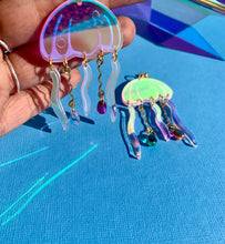 Load image into Gallery viewer, Jellyfish Acrylic Statement Earrings