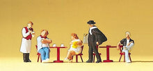 Load image into Gallery viewer, Preiser 10368 HO Scale Spectators -- Tourists, Waiter &amp; Artist