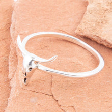 Load image into Gallery viewer, Dainty Longhorn Ring