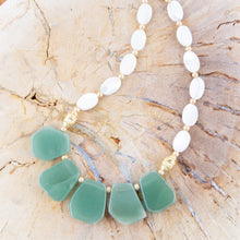 Load image into Gallery viewer, Dani Aventurine and Pearl Necklace