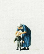 Load image into Gallery viewer, Preiser 28061 HO Scale Individual Figures - Protestant Sister w/Child