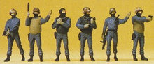 Load image into Gallery viewer, Preiser 10446 HO Scale German Police -- SWAT Team (GSG9)