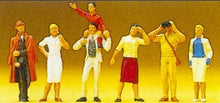 Load image into Gallery viewer, Preiser 10026 HO Scale Pedestrians -- Railfans Standing