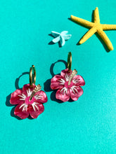 Load image into Gallery viewer, Hibiscus Flower Acrylic Earrings