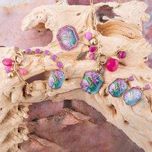 Load image into Gallery viewer, Flamingo Pink Agate Golden Pendant Necklace