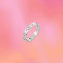 Load image into Gallery viewer, Paw Print Titanium Ring