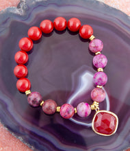Load image into Gallery viewer, Fuchsia Agate Sunset Golden Bracelet