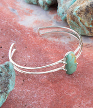 Load image into Gallery viewer, High Class Turquoise and Sterling Silver Cuff Bracelet