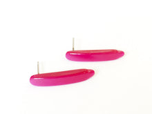 Load image into Gallery viewer, Fuchsia Pink Moonglow Dagger Stud Eearrings