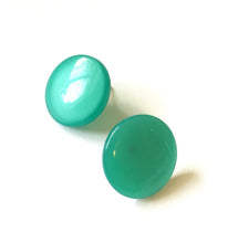 Load image into Gallery viewer, Emerald Green Moonglow Beveled Disc Stud Earrings