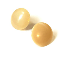 Load image into Gallery viewer, Khaki Beige Vintage Lucite Disc Stud Earrings