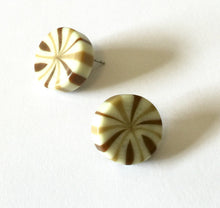 Load image into Gallery viewer, Beige &amp; Brown Candy Striped Chunk Disc Stud Earrings