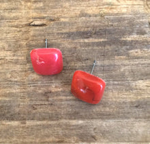 Load image into Gallery viewer, Dark Coral Flat Square Stud Earrings