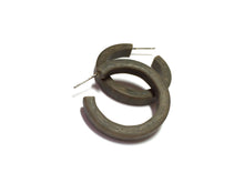 Load image into Gallery viewer, Dark Grey Brown Pin Up Marbled Matte Hoop Earrings