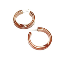 Load image into Gallery viewer, Tortoise &amp; Cream Marbled PinUp Lucite Hoop Earrings